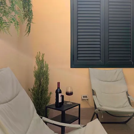 Viridi Secret Oasis - Private Hot Tub Noto