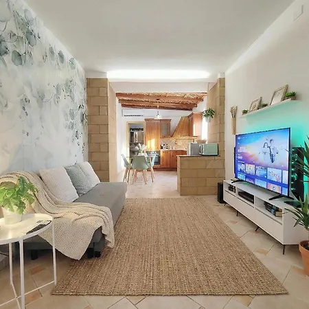 Holiday home Viridi Secret Oasis - Private Hot Tub *