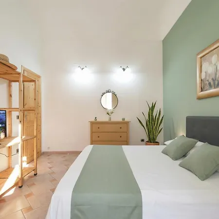 Viridi Secret Oasis - Private Hot Tub